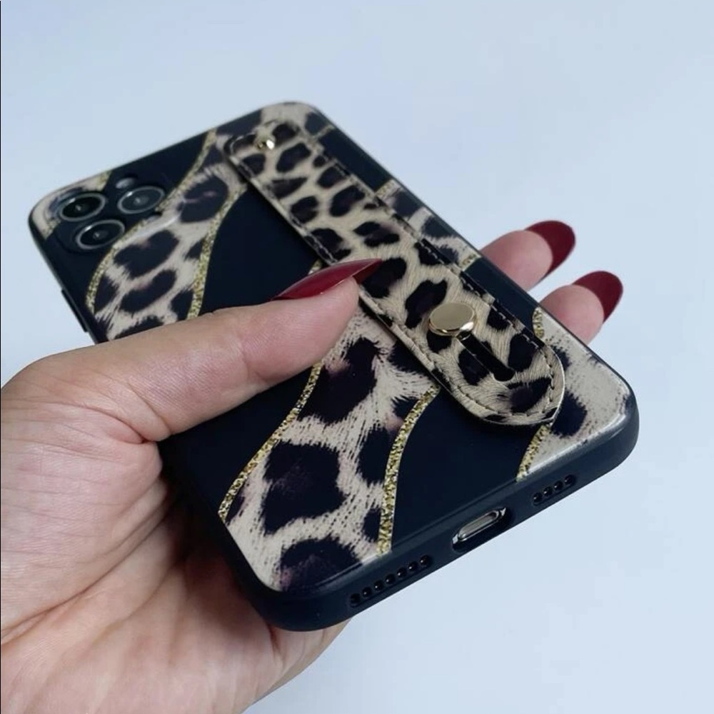 iPhone 8 Plus case - Picture 2 of 2
